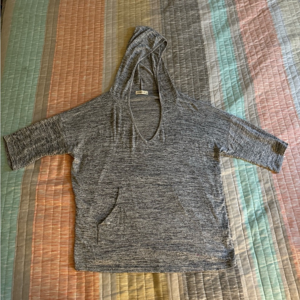 Ginger G women’s lightweight short-sleeve gray hoodie size small